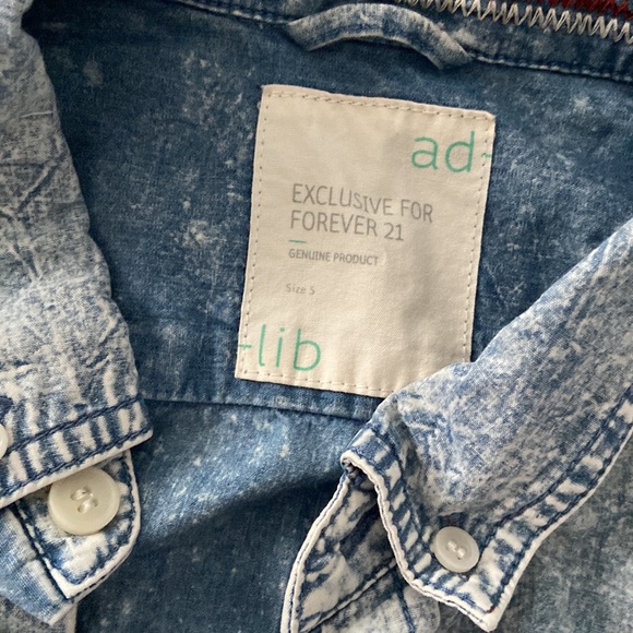 Chambray button down - Picture 2 of 3